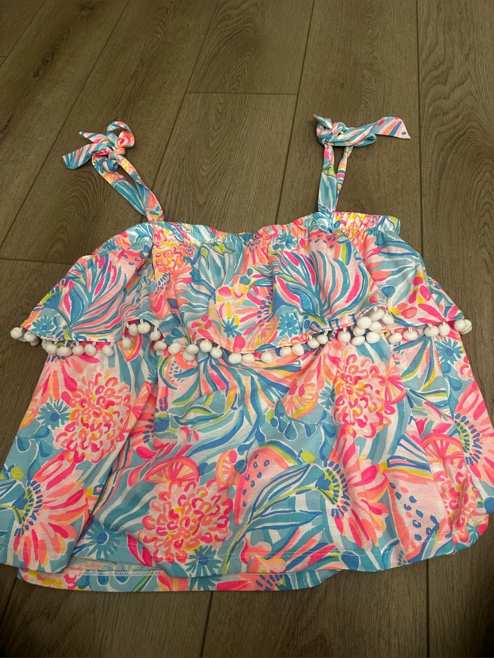 Lilly Pulitzer Benita Tank TopTropical Punch with pom poms Size Medium NWT